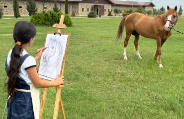 Qarabağ "DOST Evi"nin benefisiarları Qarabağ Atçılıq Kompleksində olublar
