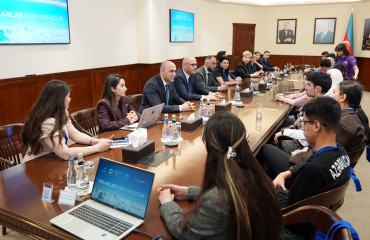 DOST İnklüziv İnkişaf və Yaradıcılıq Mərkəzi ilə "Azərbaycan Hava Yolları"QSC arasında inklüzivlik mövzusunda görüş keçirilib